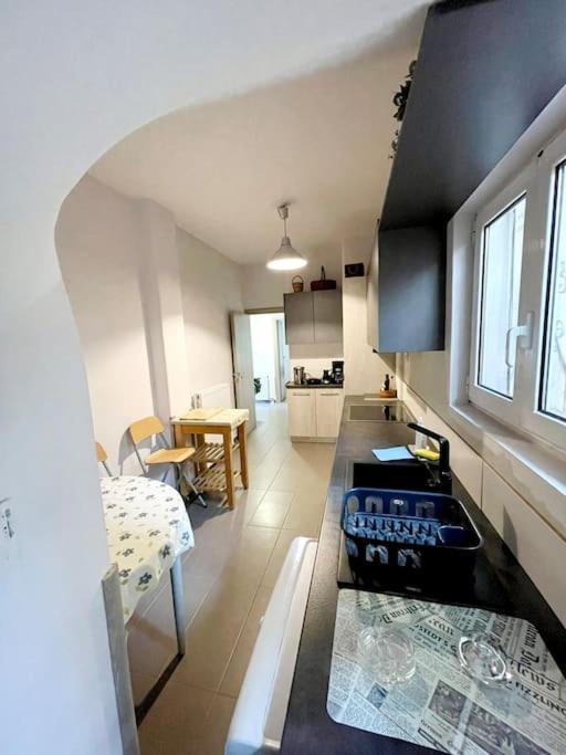 20' From The Airport,20' From The Center Of Athens Apartment Exterior foto
